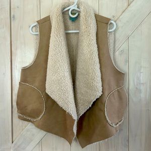 C&C California Faux Shearling Vest 🤠